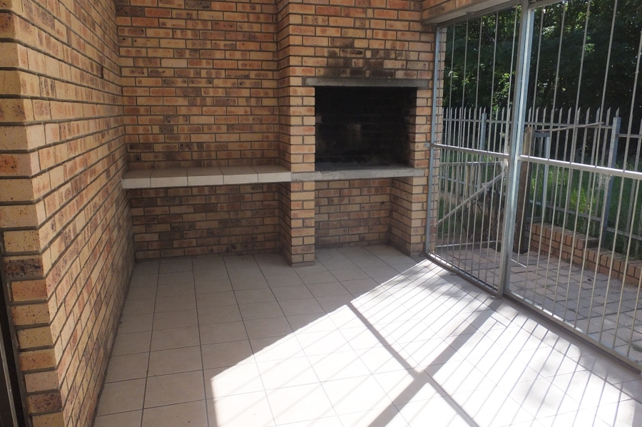 2 Bedroom Property for Sale in Humansdorp Eastern Cape